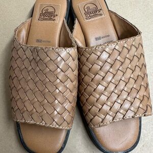 Women's Woven Slide Sandals in Tan